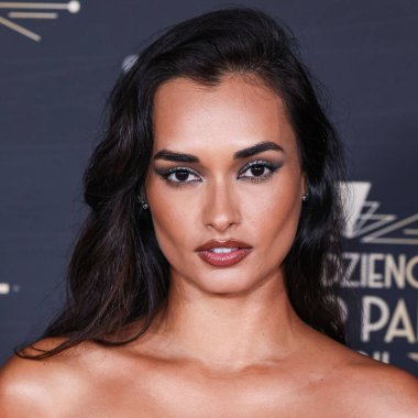Gizele Oliveira, Darren Dzienciol 'un 2024 tarihli Oscar Partisi' ne 8 Mart 2024 tarihinde Bel Air, Los Angeles, Kaliforniya, ABD 'deki Özel Konutta ulaştı.. 