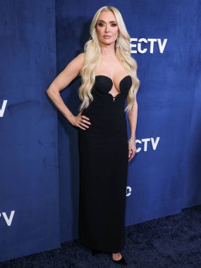Erika Jayne, 10 Mart 2024 tarihinde Spago Beverly Hills 'de düzenlenen Rob Lowe' un ev sahipliğini yaptığı Oscar İzleme Partisi 2024 tarihli DIRECTV Yayınları 'na ulaştı.. 