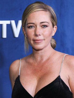 Kendra Wilkinson, 10 Mart 2024 'te Beverly Hills, Los Angeles, ABD' de bulunan Spago Beverly Hills 'te Rob Lowe' un ev sahipliğinde düzenlenen Oscar İzleme Partisi 2024 tarihli DIRECTV Streaming with The Stars Oscar Viewing Party 'ye ulaştı.. 