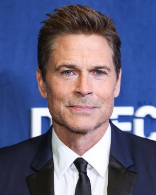 Rob Lowe, 10 Mart 2024 'te Spago Beverly Hills' te düzenlenen Rob Lowe 'un ev sahipliğini yaptığı Oscar İzleme Partisi 2024' teki DIRECTV Streaming with The Stars 'a ulaştı..
