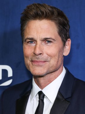 Rob Lowe, 10 Mart 2024 'te Spago Beverly Hills' te düzenlenen Rob Lowe 'un ev sahipliğini yaptığı Oscar İzleme Partisi 2024' teki DIRECTV Streaming with The Stars 'a ulaştı.. 