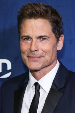 Rob Lowe, 10 Mart 2024 'te Spago Beverly Hills' te düzenlenen Rob Lowe 'un ev sahipliğini yaptığı Oscar İzleme Partisi 2024' teki DIRECTV Streaming with The Stars 'a ulaştı.. 