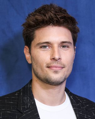 Ronen Rubinstein, 10 Mart 2024 tarihinde Spago Beverly Hills 'de düzenlenen Rob Lowe' un ev sahipliğini yaptığı DIRECTV Streaming with The Stars Oscar Viewing Party 2024 'e geldi.. 