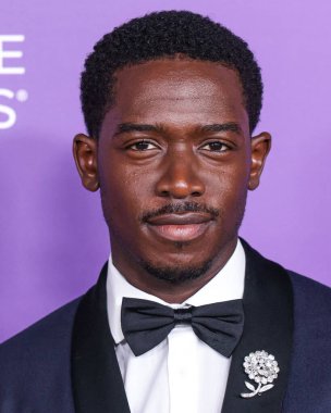 Damson Idris, 16 Mart 2024 'te ABD' nin Kaliforniya eyaletinin Los Angeles kentindeki Shrine Konser Salonu 'nda düzenlenen 55..