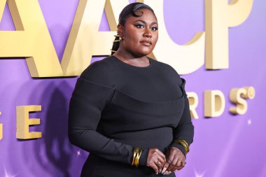 Danielle Brooks, 16 Mart 2024 'te ABD' nin Kaliforniya eyaletinin Los Angeles kentindeki Shrine Konser Salonu ve Fuar Salonu 'nda düzenlenen 55..