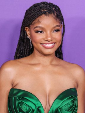 Nicole & Felicia Couture 'u giyen Halle Bailey, 16 Mart 2024' te ABD 'nin Kaliforniya eyaletinin Los Angeles kentinde bulunan Shrine Auditorium ve Expo Hall' da düzenlenen 55..