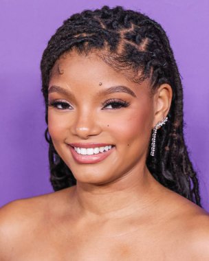 Nicole & Felicia Couture 'u giyen Halle Bailey, 16 Mart 2024' te ABD 'nin Kaliforniya eyaletinin Los Angeles kentinde bulunan Shrine Auditorium ve Expo Hall' da düzenlenen 55..