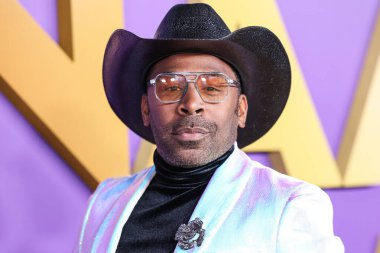 - Binbaşı. 16 Mart 2024 'te ABD' nin Kaliforniya eyaletinin Los Angeles kentindeki Shrine Konser Salonu ve Fuar Salonu 'nda düzenlenen 55. Yıllık NAACP Resim Ödülleri' ne geliyor..