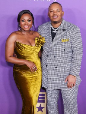 Naturi Naughton ve kocası Two Lewis, 16 Mart 2024 'te ABD' nin Kaliforniya eyaletinin Los Angeles kentinde bulunan Shrine Auditorium ve Expo Hall 'da düzenlenen 55..