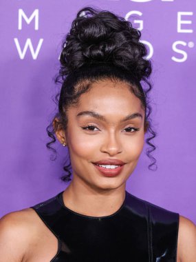 Yara Shahidi, 16 Mart 2024 'te ABD' nin Kaliforniya eyaletinin Los Angeles kentindeki Shrine Konser Salonu ve Fuar Salonu 'nda düzenlenen 55..