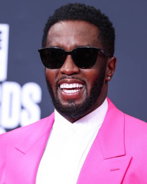  Diddy 'nin Los Angeles ve Miami Evleri 25 Mart 2024 Pazartesi günü Federal Polis Teşkilatı tarafından basıldı. LOS ANGELES, CALIFORNIA, ABD 