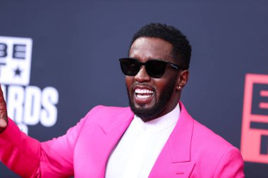  Diddy 'nin Los Angeles ve Miami Evleri 25 Mart 2024 Pazartesi günü Federal Polis Teşkilatı tarafından basıldı. LOS ANGELES, CALIFORNIA, ABD 