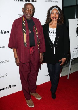  Louis Gossett Jr. 87 yaşında öldü. Gossett 'in yeğeni 29 Mart 2024 Cuma günü The Associated Press' e aktörün 28 Mart 2024 Perşembe günü Santa Monica, Kaliforniya 'da öldüğünü söyledi. BATI Hollywood, LOS ANGELES, CALIFORNIA, ABD 