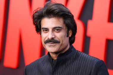 Sikandar Kher, 3 Nisan 2024 'te Hollywood, Los Angeles, Kaliforniya, ABD' deki TCL Çin Tiyatrosu IMAX 'te düzenlenen Universal Pictures' Monkey Man 'in Los Angeles galasına geldi.. 