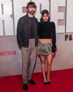 Michiel Huisman ve Sofia Boutella Netflix 'in' Rebel Moon - Bölüm 2: Scargiver '-' Rebel Moon: The Rebel Moon: Knockdown Center 'da 3 Nisan 2024' de gerçekleştirilen Asilerin Albüm Başlatma Etkinliği. 