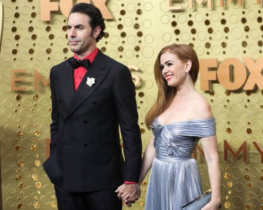  Isla Fisher, 13 yıllık evlilikten sonra Sacha Baron Cohen 'den boşandığını duyurdu. Fisher, Instagram Öyküsü 'ne yazdığı kişisel bir mesajla haberi 5 Nisan 2024 Cuma günü açıkladı. LOS ANGELES, CALIFORNIA, ABD 