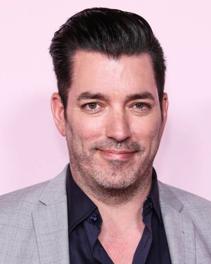 Jonathan Scott Moda Vakfı 'na geldi. Ödül 2024, 9 Nisan 2024 'te Beverly Hills, Los Angeles, Kaliforniya, ABD' de bir özel konutta düzenlendi.. 