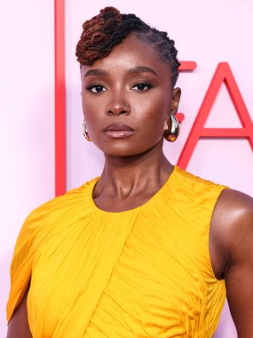 Tory Burch elbisesi giyen KKi Layne Moda Vakfı 'na geldi. Ödül 2024, 9 Nisan 2024 'te Beverly Hills, Los Angeles, Kaliforniya, ABD' de bir özel konutta düzenlendi.. 