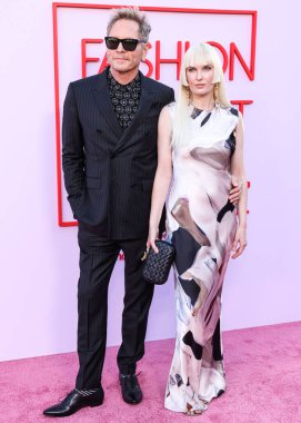 Matt Sorum ve Ace Harper Amerika Moda Vakfı 'na vardılar. Ödül 2024, 9 Nisan 2024 'te Beverly Hills, Los Angeles, Kaliforniya, ABD' de bir özel konutta düzenlendi..