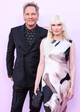 Matt Sorum ve Ace Harper Amerika Moda Vakfı 'na vardılar. Ödül 2024, 9 Nisan 2024 'te Beverly Hills, Los Angeles, Kaliforniya, ABD' de bir özel konutta düzenlendi..