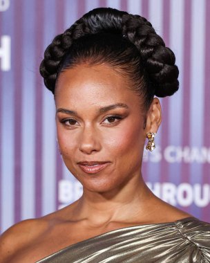 Alicia Keys, 13 Nisan 2024 'te ABD' nin Kaliforniya eyaletinin Los Angeles kentinde bulunan Akademi Sinema Müzesi 'nde düzenlenen 10..