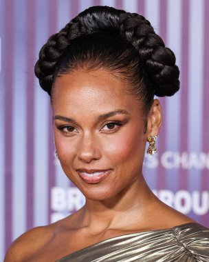 Alicia Keys, 13 Nisan 2024 'te ABD' nin Kaliforniya eyaletinin Los Angeles kentinde bulunan Akademi Sinema Müzesi 'nde düzenlenen 10..