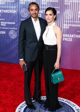 Chamath Palihapitiya ve Nathalie Dompe, 13 Nisan 2024 'te ABD' nin Kaliforniya eyaletinin Los Angeles kentinde bulunan Akademi Sinema Müzesi 'nde düzenlenen 10..