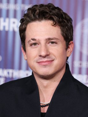 Charlie Puth, 13 Nisan 2024 'te ABD' nin Kaliforniya eyaletinin Los Angeles kentinde bulunan Akademi Sinema Müzesi 'nde düzenlenen 10..