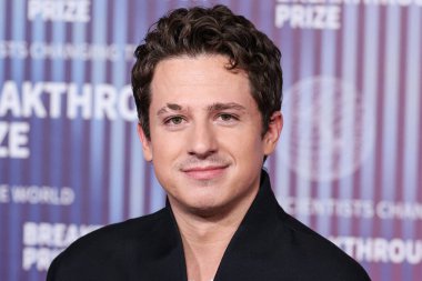 Charlie Puth, 13 Nisan 2024 'te ABD' nin Kaliforniya eyaletinin Los Angeles kentinde bulunan Akademi Sinema Müzesi 'nde düzenlenen 10..