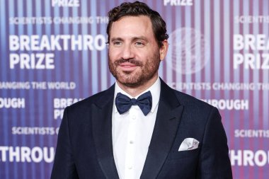 Edgar Ramirez arrives at the 10th Annual Breakthrough Prize Ceremony held at the Academy Museum of Motion Pictures on April 13, 2024 in Los Angeles, California, United States. clipart