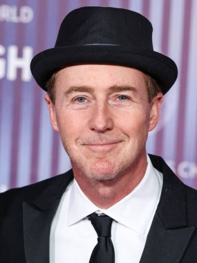 Edward Norton, 13 Nisan 2024 'te ABD' nin Kaliforniya eyaletinin Los Angeles kentinde bulunan Akademi Sinema Müzesi 'nde düzenlenen 10..