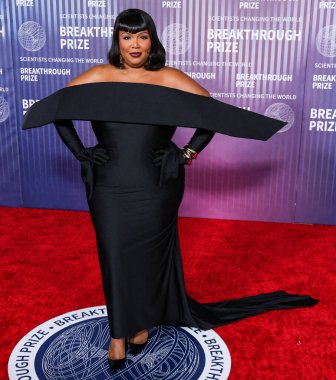 Lizzo 'nun özel giydiği Quine Li, 13 Nisan 2024' te Los Angeles, Kaliforniya, ABD 'deki Akademi Sinema Müzesi' nde düzenlenen 10.. 