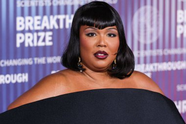 Lizzo 'nun özel giydiği Quine Li, 13 Nisan 2024' te Los Angeles, Kaliforniya, ABD 'deki Akademi Sinema Müzesi' nde düzenlenen 10.. 