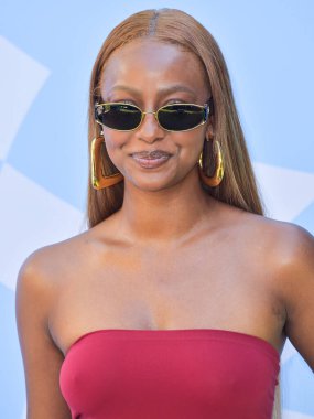 Justine Skye, 2024 Coachella Valley Müzik ve Sanat Festivali sırasında düzenlenen 7. REVOLVE Festivali 'ne 13 Nisan 2024' te Palm Springs, Riverside County, Kaliforniya 'da düzenlenen 1.