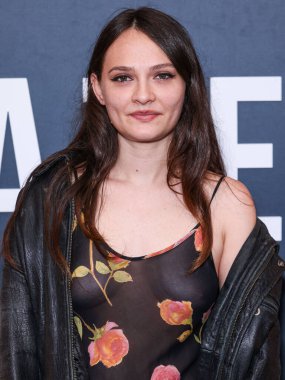 Rock grubu Cherry Glazerr 'den Clementine Creevy, 15 Nisan 2024' te Hollywood, Los Angeles, Kaliforniya, ABD 'de düzenlenen 