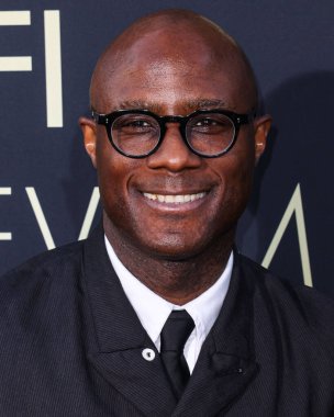 Barry Jenkins, 27 Nisan 2024 'te Hollywood, Los Angeles, Kaliforniya, ABD' de düzenlenen Dolby Tiyatrosu 'nda düzenlenen Ömür Boyu Başarı Ödülü' ne ulaştı.. 