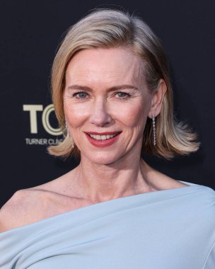 Givenchy 'i giyen Naomi Watts, 27 Nisan 2024' te Hollywood, Los Angeles, Kaliforniya, ABD 'de düzenlenen Dolby Tiyatrosu' nda düzenlenen Ömür Boyu Başarı Ödülü 'ne ulaştı.. 