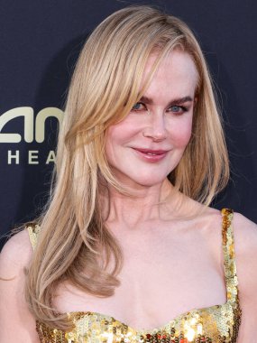 Balenciaga giyen Nicole Kidman, 27 Nisan 2024 'te Hollywood, Los Angeles, Kaliforniya, ABD' de düzenlenen Dolby Tiyatrosu 'nda düzenlenen Nicole Kidman' ın Ömür Boyu Başarı Ödülü 'ne ulaştı.
