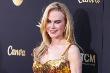 Balenciaga giyen Nicole Kidman, 27 Nisan 2024 'te Hollywood, Los Angeles, Kaliforniya, ABD' de düzenlenen Dolby Tiyatrosu 'nda düzenlenen Nicole Kidman' ın Ömür Boyu Başarı Ödülü 'ne ulaştı.