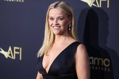Reese Witherspoon, 27 Nisan 2024 'te Hollywood, Los Angeles, Kaliforniya, ABD' de düzenlenen Dolby Tiyatrosu 'nda düzenlenen Ömür Boyu Başarı Ödülü' ne ulaştı.. 