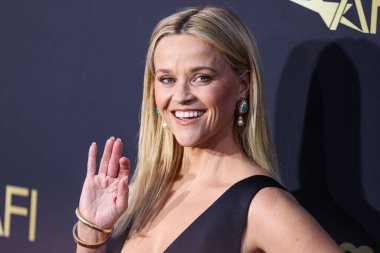 Reese Witherspoon, 27 Nisan 2024 'te Hollywood, Los Angeles, Kaliforniya, ABD' de düzenlenen Dolby Tiyatrosu 'nda düzenlenen Ömür Boyu Başarı Ödülü' ne ulaştı.. 