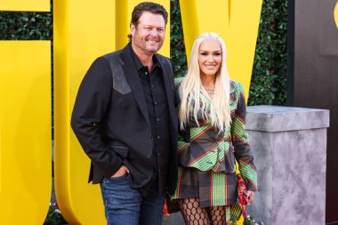 Blake Shelton ve eşi Gwen Stefani, Los Angeles Universal Pictures 'ın 