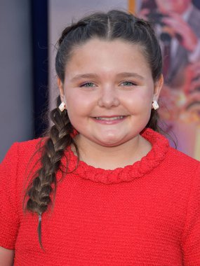 Eleanor Sweeney, Netflix 'in 30 Nisan 2024' te Hollywood Mısır Tiyatrosu 'nda düzenlenen Netflix' in Los Angeles prömiyerine geldi.. 