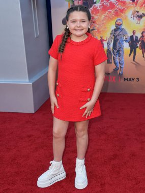 Eleanor Sweeney, Netflix 'in 30 Nisan 2024' te Hollywood Mısır Tiyatrosu 'nda düzenlenen Netflix' in Los Angeles prömiyerine geldi.. 