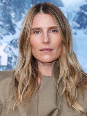 Dree Hemingway, 1 Mayıs 2024 'te Paramour Estate' teki Montblanc Meisterstuck 100. Yıl dönümü Galerisi 'ne geldi.. 