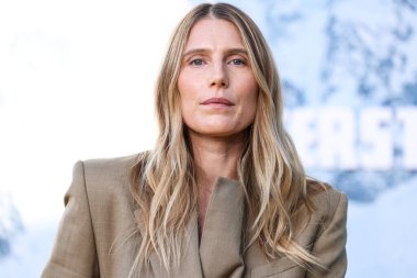 Dree Hemingway, 1 Mayıs 2024 'te Paramour Estate' teki Montblanc Meisterstuck 100. Yıl dönümü Galerisi 'ne geldi.. 