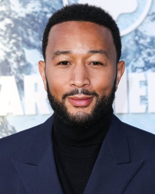 John Legend, 1 Mayıs 2024 'te Paramour Estate' teki Montblanc Meisterstuck 100. Yıl dönümü Galerisi 'ne geldi.. 