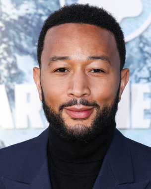John Legend, 1 Mayıs 2024 'te Paramour Estate' teki Montblanc Meisterstuck 100. Yıl dönümü Galerisi 'ne geldi.. 