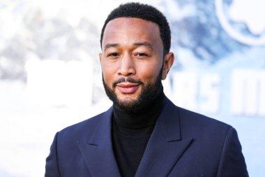 John Legend, 1 Mayıs 2024 'te Paramour Estate' teki Montblanc Meisterstuck 100. Yıl dönümü Galerisi 'ne geldi.. 