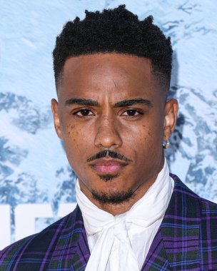 Keith Powers, 1 Mayıs 2024 'te Paramour Estate' te düzenlenen Montblanc Meisterstuck 100. Yıl dönümü Galerisi 'ne geldi.. 